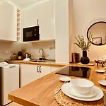 Click&guest - Modern And Luxury Flat B In Apartament Telde