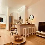 Click&guest - Modern And Luxury Flat B In Apartament *