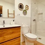 Click&guest - Modern And Luxury Flat B In *