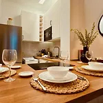Click&guest - Modern And Luxury Flat B In Apartament *
