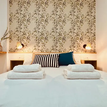 Click&guest - Modern And Luxury Flat B In * تيلدي