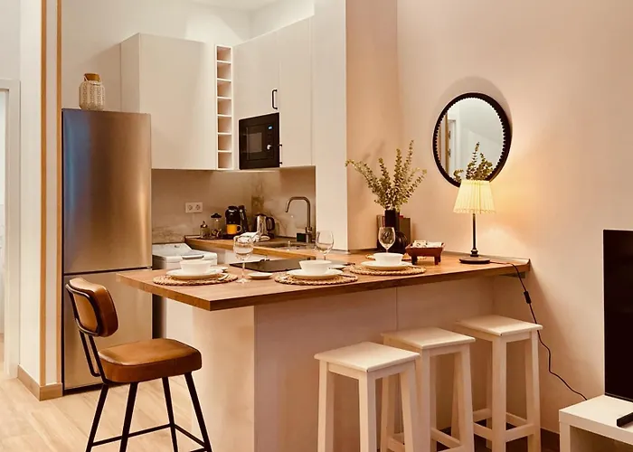 Click&guest - Modern And Luxury Flat B In Lejlighed